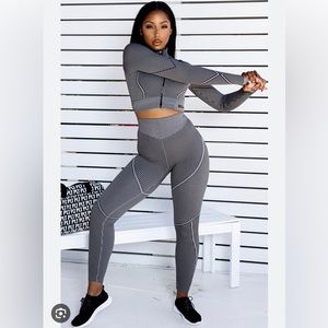 PLT Sport stripped leggings